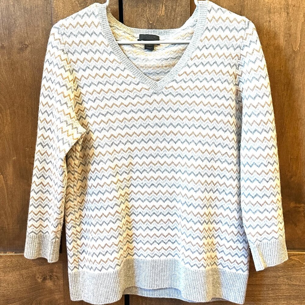 J. CREW CASHMERE V-NECK CHEVRON PRINT SWEATER MEDIUM